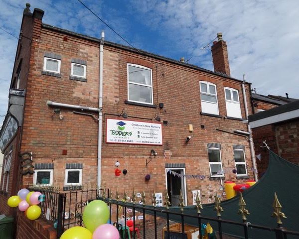 Toddlers Uni Beeston Front
